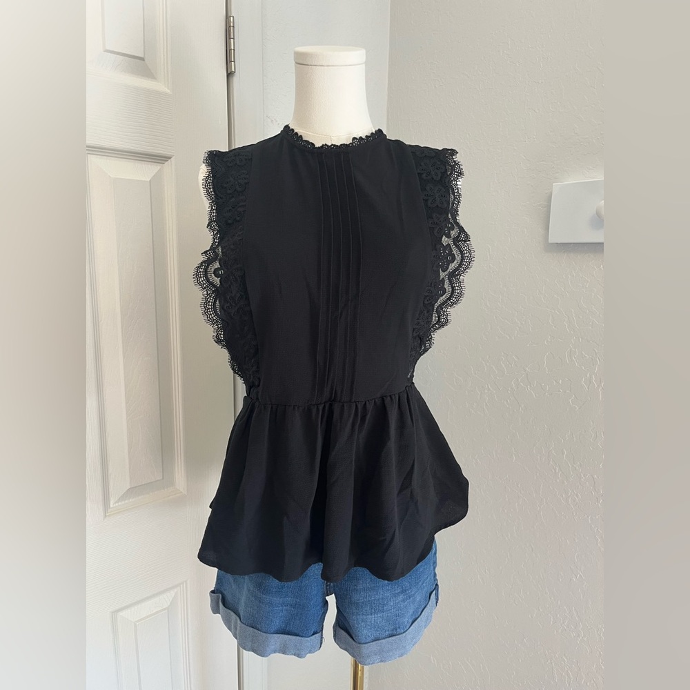 Black Lace Trim Sleeveless Top